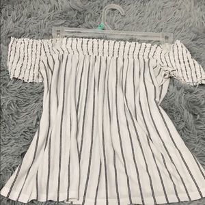 American Eagle off the shoulder top